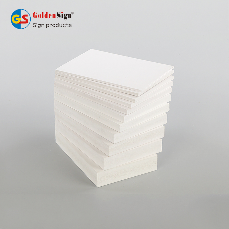 ما هي أسباب اصفرار البلاستيك PVC؟