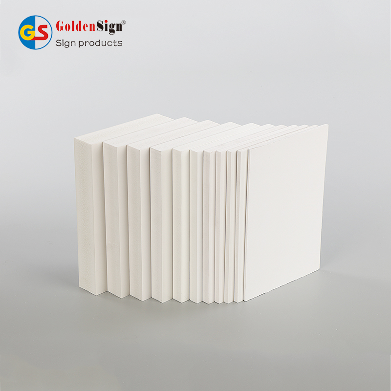 لوح فوم PVC من Goldensign 4*8 بالبثق المشترك (3 طبقات)